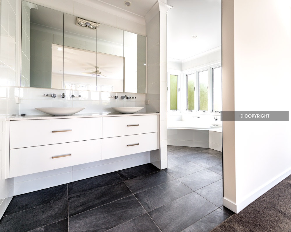 _DSC1689wr - Gaye Gee of Brisbane Commercial Photography shooting for Karen Manley of Manley Homes for their Fig Tree Pocket project
Commercial editorial...